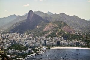 Rio de Janeiro : La Ville qui Vibre au Rythme de la Samba !